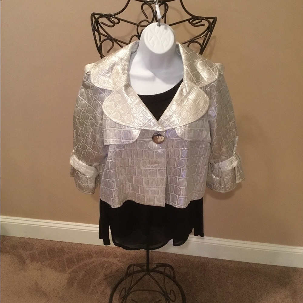 Cache Jacket - image 2